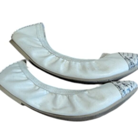 Time and Tru, white slip ons with snake print on the toes, size 8 1/2 - Picture 2 of 4